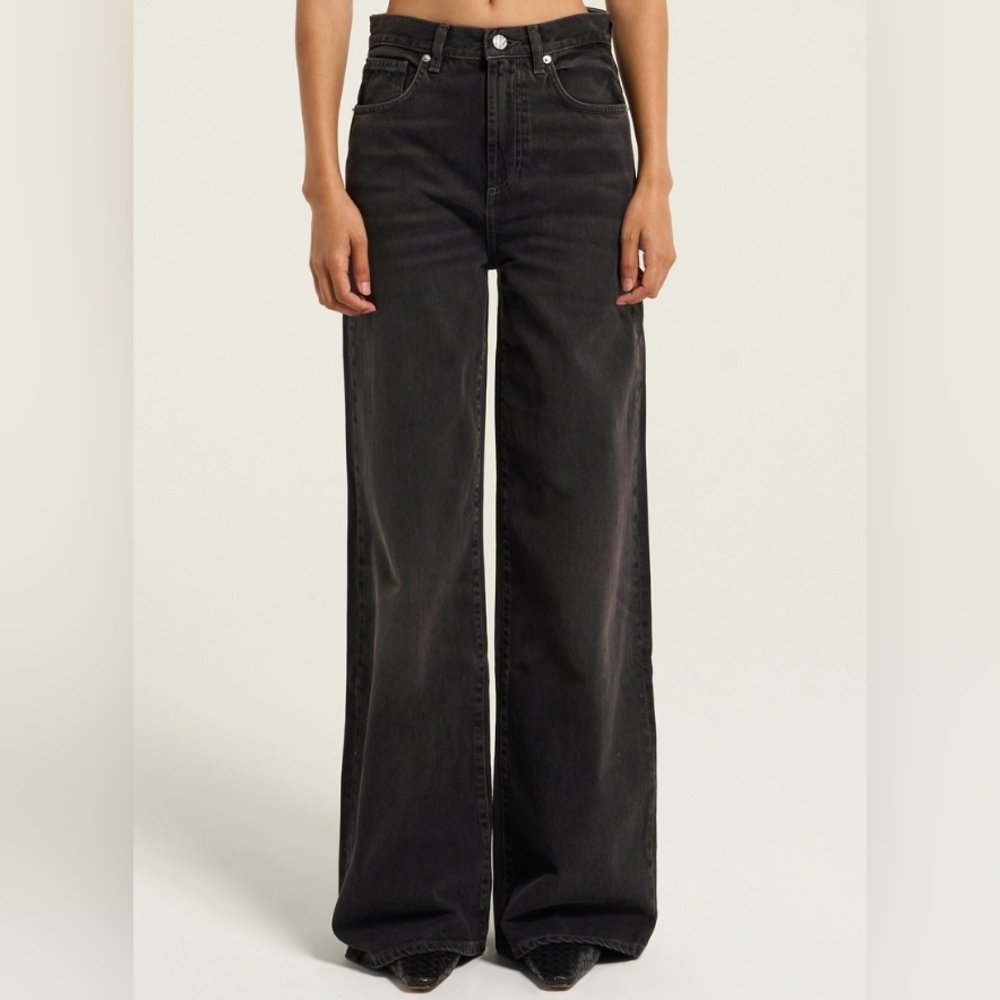 VIAVIA The HIGH AND WIDE DENIM IN Berlin